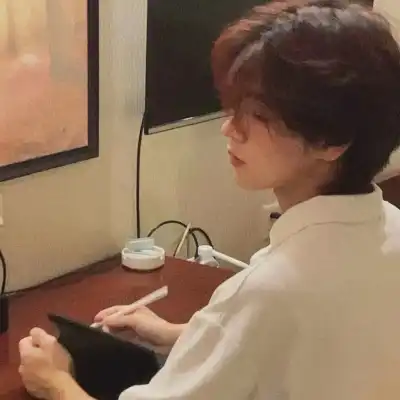 秦明凝